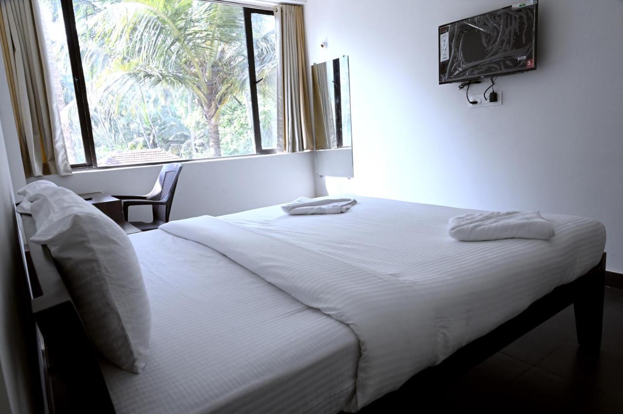 Resort De Goa 卡兰古特 外观 照片